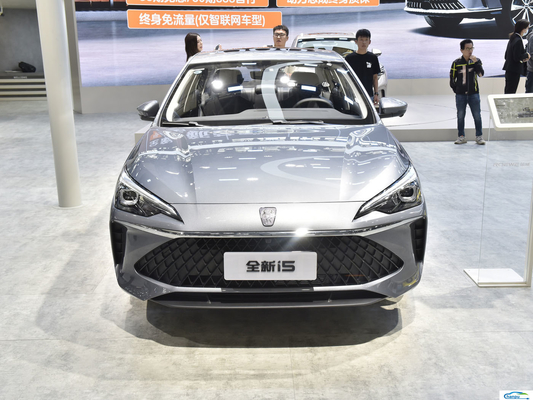 ROEWE 2023-2024 コンパクト ガソリンセダン 手動運転席調整と手頃な価格