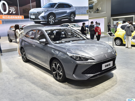 ROEWE 2023-2024 コンパクト ガソリンセダン 手動運転席調整と手頃な価格