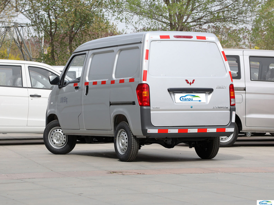 Wuling Zhiguang ガソリンバンの乗用車 R15 タイヤサイズ 普通の方向車