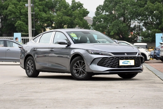 DM-I-2024 80KM リードモデル PHEV セダン BYD 最大速度 180Km/h エネルギータイプ PHEV