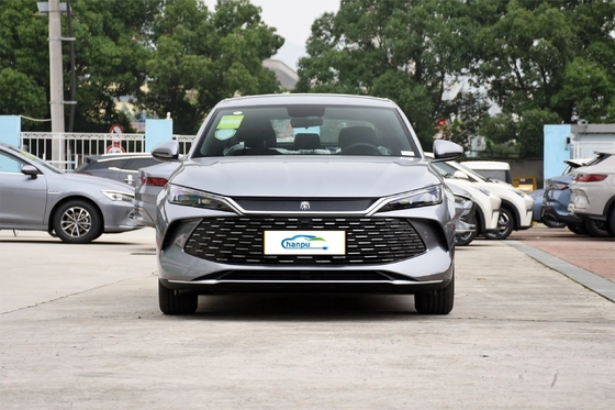 DM-I-2024 80KM リードモデル PHEV セダン BYD 最大速度 180Km/h エネルギータイプ PHEV