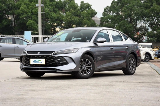 DM-I-2024 80KM リードモデル PHEV セダン BYD 最大速度 180Km/h エネルギータイプ PHEV
