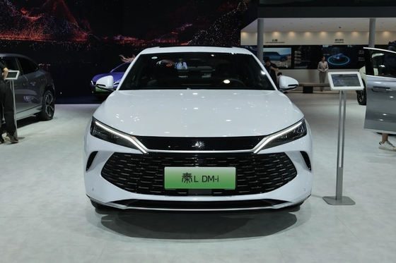 BYD クリーンエネルギーハイブリッド Qin L Dm-I-2024 セダン デュアルモーターシステムを持つ中型フェブカー