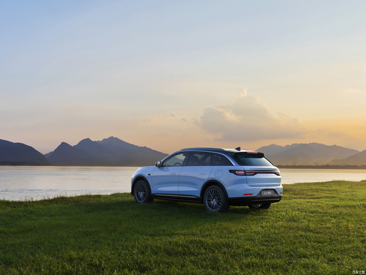 2024 Leapmotor C11 電動SUV パフォーマンスとスタイルの完璧な組み合わせ