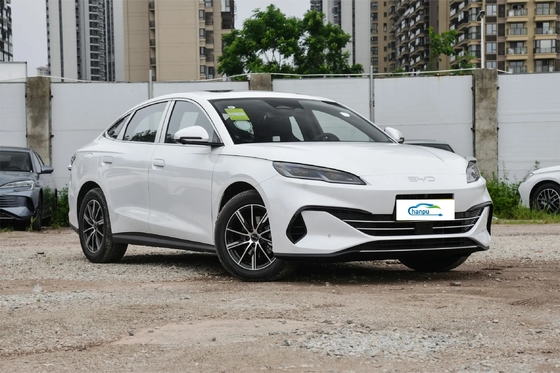 グリーンエネルギーPHEVセダンByd 06Dm-I-2024 5席の容量と120kmの走行距離を持つモデル