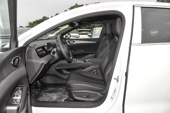 グリーンエネルギーPHEVセダンByd 06Dm-I-2024 5席の容量と120kmの走行距離を持つモデル