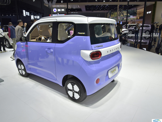 エネルギー車両 2024 ウーリング・ホングワン MINI マカロン 170km 乗用式電動客車