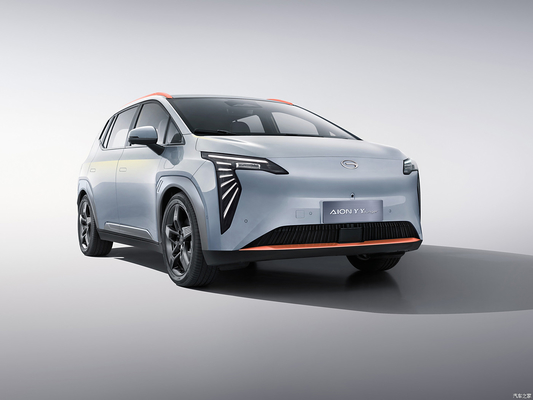 最大全負荷重量 2180Kg Y-2023 Aion の若い乗用車電気自動車
