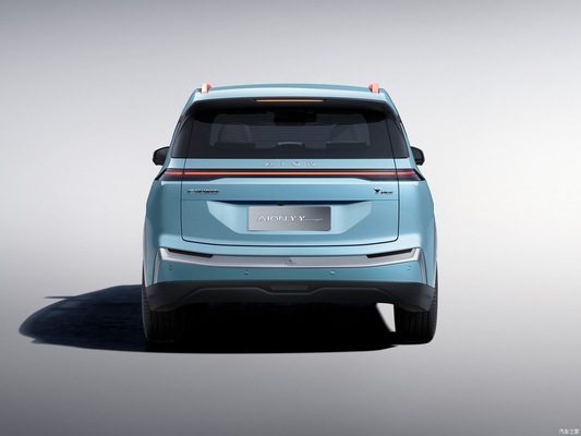 最大全負荷重量 2180Kg Y-2023 Aion の若い乗用車電気自動車