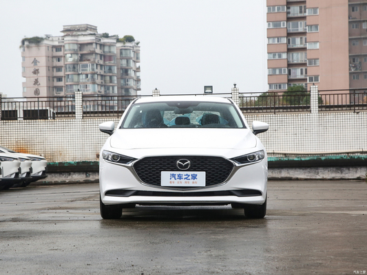2023年 マツダ3 アクセラ 1.5L マニュアル版 ベンジンSUVセダン LEDヘッドライト