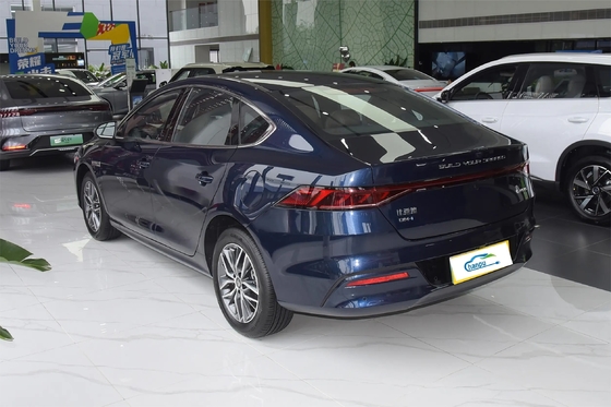 BYDのパワフルなQin Plus Dm-2024 Dm-I Honor バージョン PHEV セダン