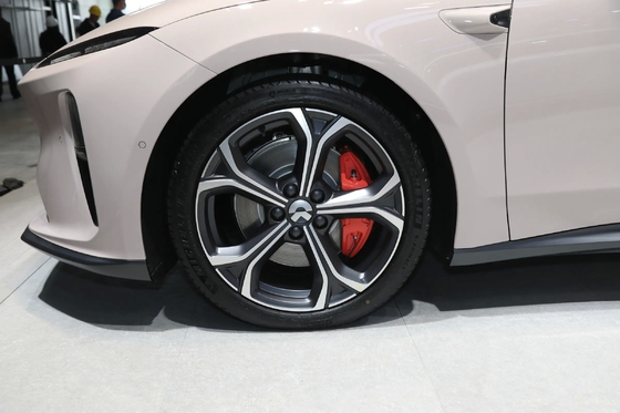 100Kwh 4ドア スイングドア ニオ Et5-2024 乗用車 5人座電動車
