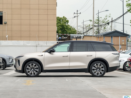ニオ・エス8-2024 100Kwh 商用車 6人乗り電動車の最大速度200km/h