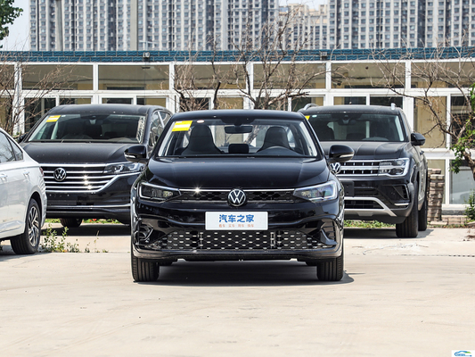 電気フロントウィンドウ 2023 フォルクスワーゲン LAVIDA セダン タッチスクリーン付き ガソリン車