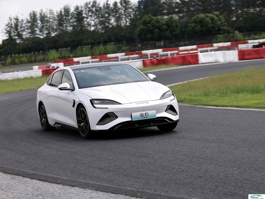 セダン 中型車 燃料ハイブリッド グロリー バージョン Dm-I 121Km バイド用車