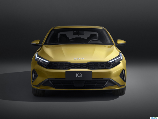 KIA K3 1.5L 1.4T ガソリンセダン 電動後窓と1鍵リフティング機能