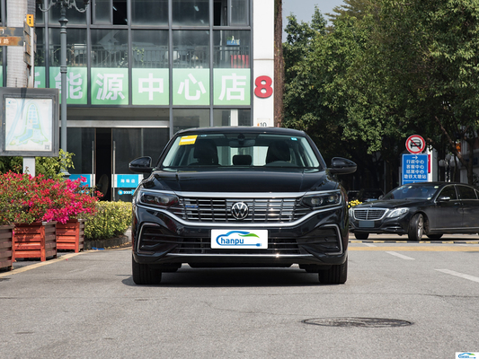 2023年 フォルクスワーゲン パッサット フェブ SUV 性能と効率の完璧な組み合わせ