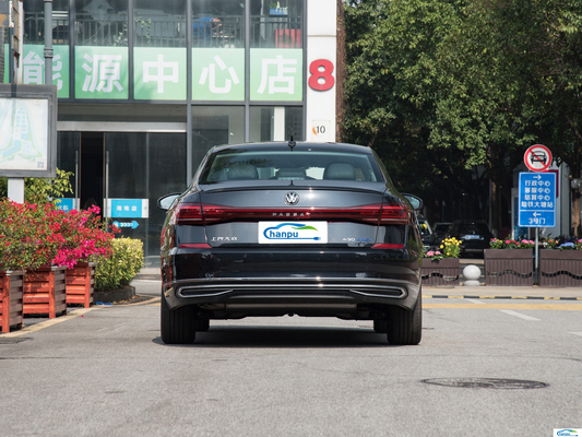 2023年 フォルクスワーゲン パッサット フェブ SUV 性能と効率の完璧な組み合わせ