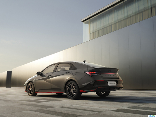 2023 Hyundai Elantra セダン 5人座 FWD レザーシート 石油のトップ・パーソナルカー