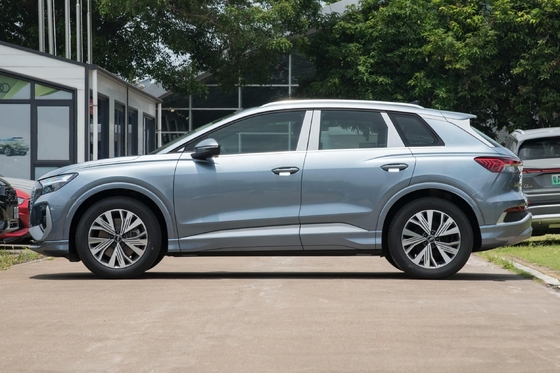 家族に優しい長寿 快適な旅行車Q4 E-Tron-40 E-Tron 電動 Audi