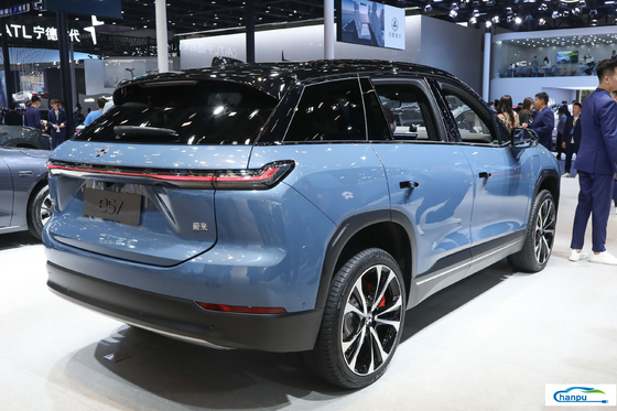 ES7-2024 100Kwh Nio用の電気自動車 快適さと効率の完璧な組み合わせ