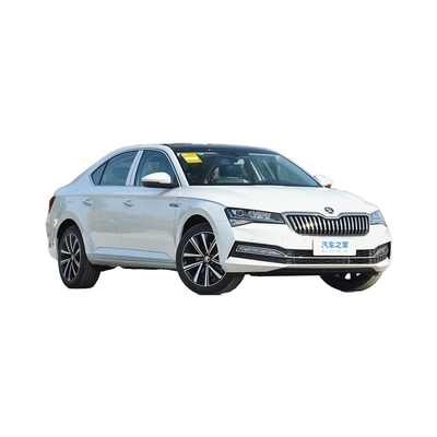 電気運転席調節 2024 スコダ スーパー TSI 280 AWD SUV フォルクスワーゲン