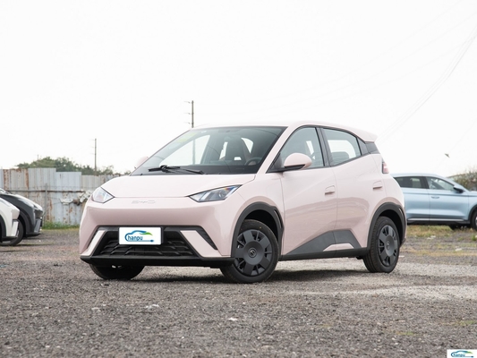 305kmの走行距離 コンパクト電気自動車 BYD 2024 完全電気能力のグロリーバージョン