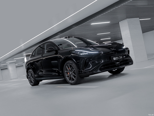 Saic IM LS6 4WD EV SUV 2023-2024年の長距離需要のための必需品 B2B 選択
