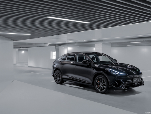 Saic IM LS6 4WD EV SUV 2023-2024年の長距離需要のための必需品 B2B 選択