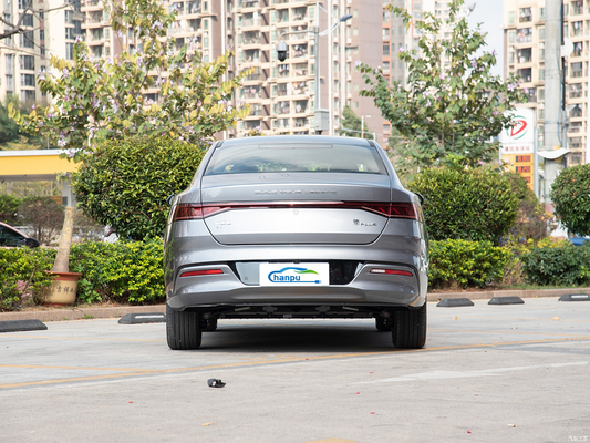 2024 BYD Qin Plus EV Honor エネルギー自動車の基準を設定するコンパクトカー