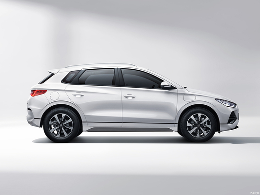 チェンチング・ハンプ自動車の BYD E2 電動ハッチバック セダン 価格も安価で エネルギーも...