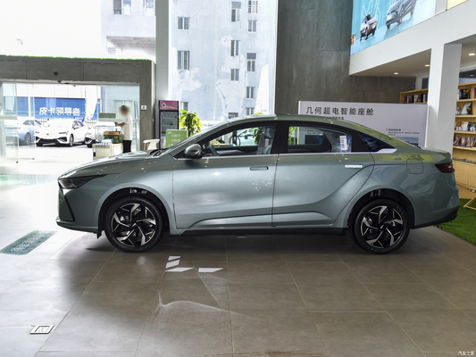 2024 ジーリー G6 ジオメトリ 410KM 520KM 5人乗りEVセダン 中国エネルギー電気自動車