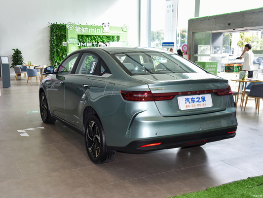 2024 ジーリー G6 ジオメトリ 410KM 520KM 5人乗りEVセダン 中国エネルギー電気自動車