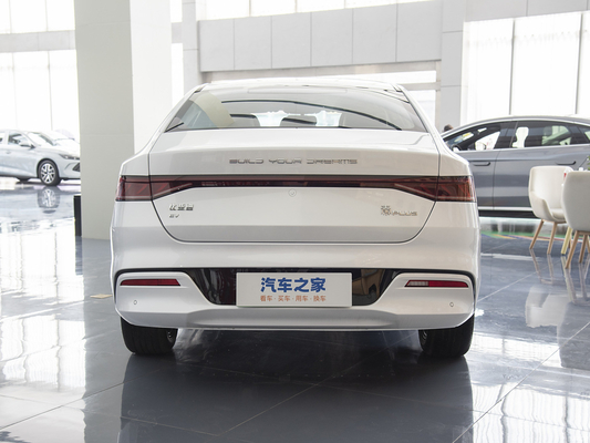 2024 BYD Qin Plus EVとDM-iハイブリッドセダンで運転体験に革命を起こす