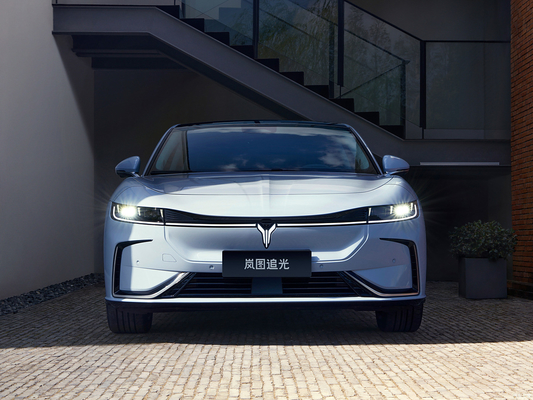 ワヤ・ラント 軽量 ジュイグアン EV PHEV セダン 走行距離730km プラグイン・ハイブリッド