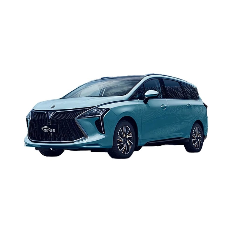 2024年 東風フェンシンフォーチング 青年ヨット 1.5T 7速 197 HP L4 中型MPV ガソリン自動車