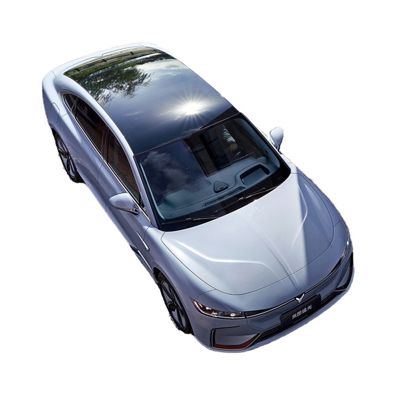 ワヤ・ラント 軽量 ジュイグアン EV PHEV セダン 走行距離730km プラグイン・ハイブリッド